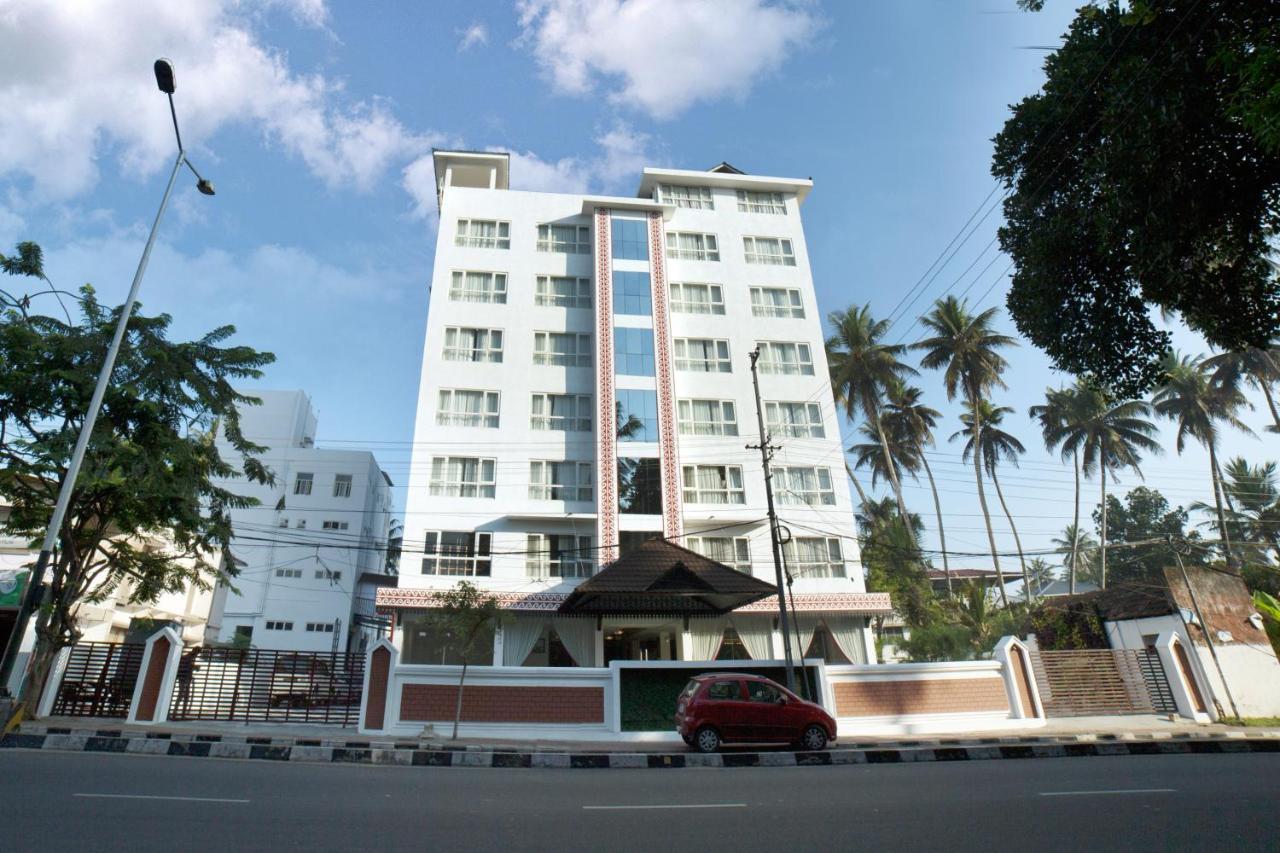 Vivin Luxury Suites Thiruvananthapuram Eksteriør billede