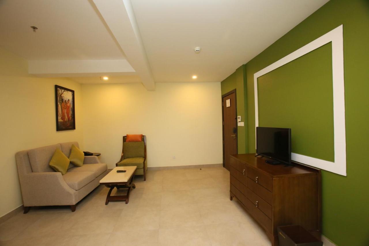 Vivin Luxury Suites Thiruvananthapuram Eksteriør billede