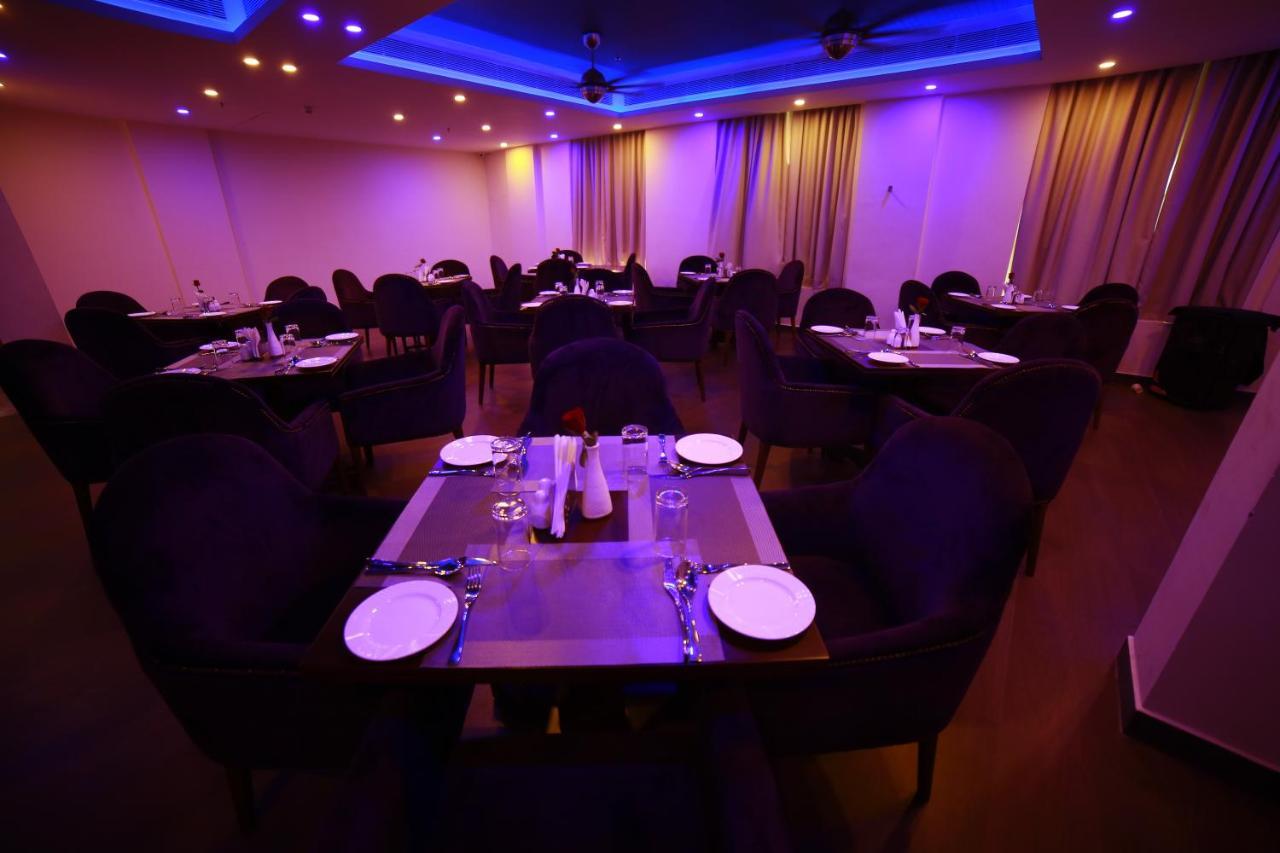 Vivin Luxury Suites Thiruvananthapuram Eksteriør billede