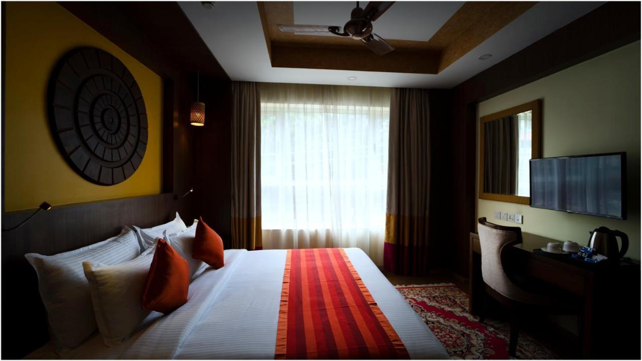 Vivin Luxury Suites Thiruvananthapuram Eksteriør billede